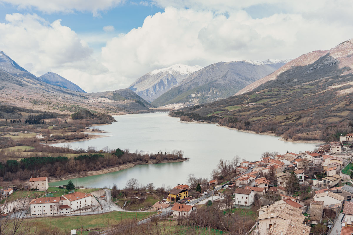 Lago di Barrea in Abruzzo - Fotografia di Michele Di Mauro